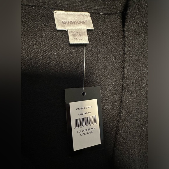 NWT AVENUE BLACK 2 FRONT POCKETS SOFT LONG CARDIGAN SIZE 18/20 - Picture 4 of 8